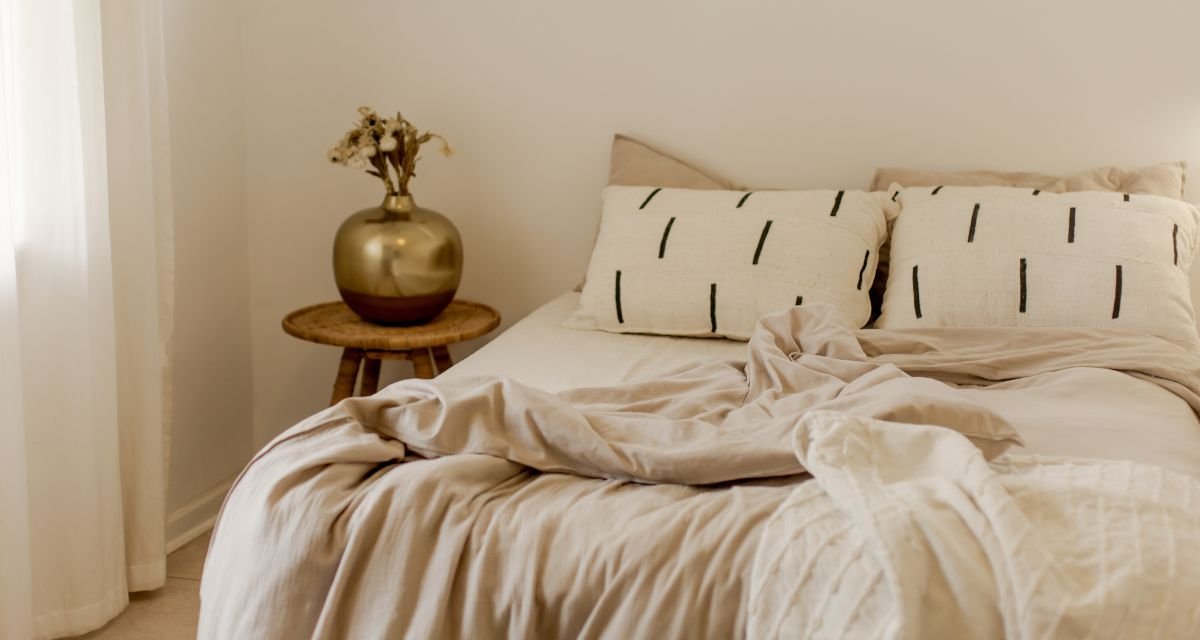 A Cama Desarrumada_ Um Espelho do Começo do Dia