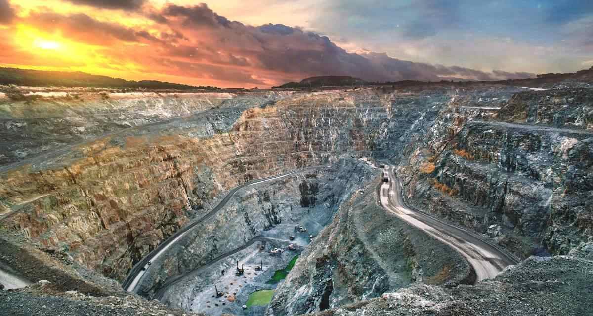 Como Ouro se Forma na Terra e Extraído das Minas A Jornada Subterrânea