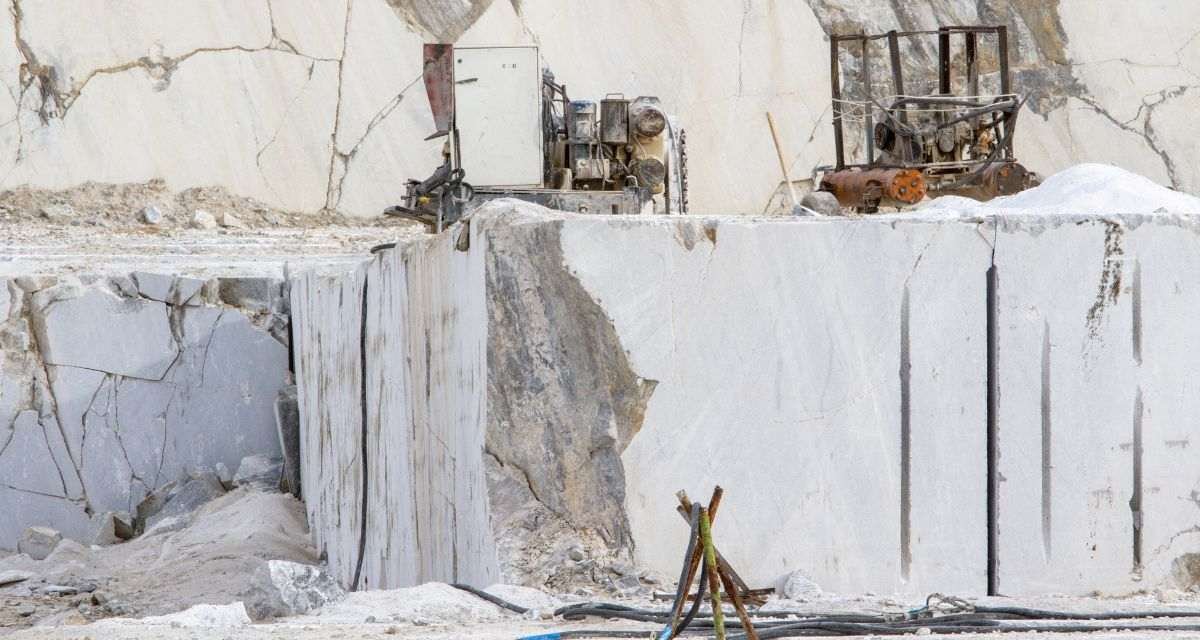 Mármore A Lenda Branca de Carrara