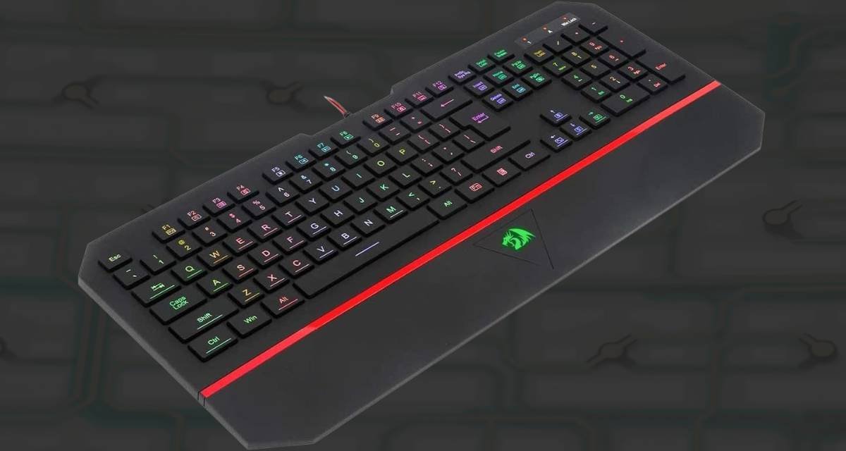 O Mundo Silencioso e Familiar do Teclado de Membrana